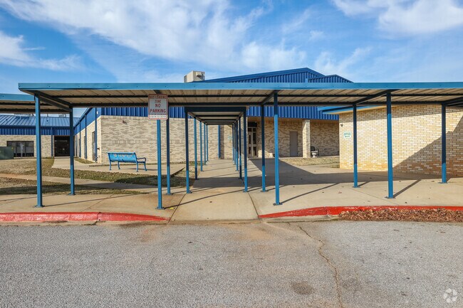 Russell Babb Elementary School is in Oklahoma.
