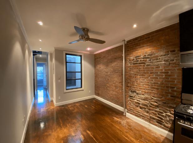 436 W 52nd St unit 7C, New York, NY 10019 - photo 2
