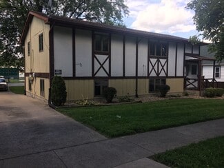 157 N West St Unit 1, Crown Point, IN 46307