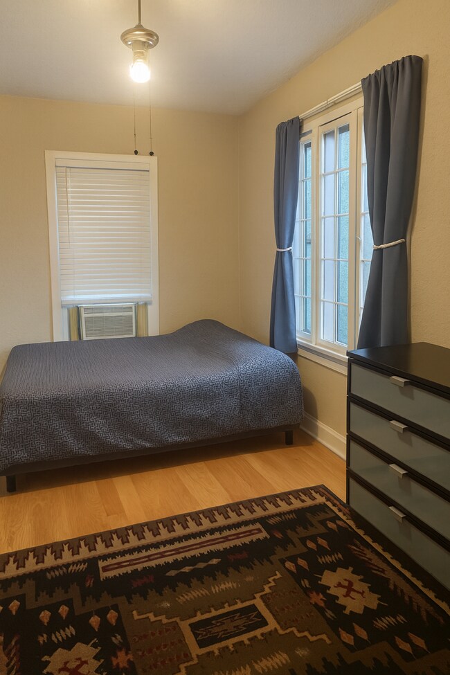 2009 N Vine St unit 2, Denver, CO 80205 - photo 3