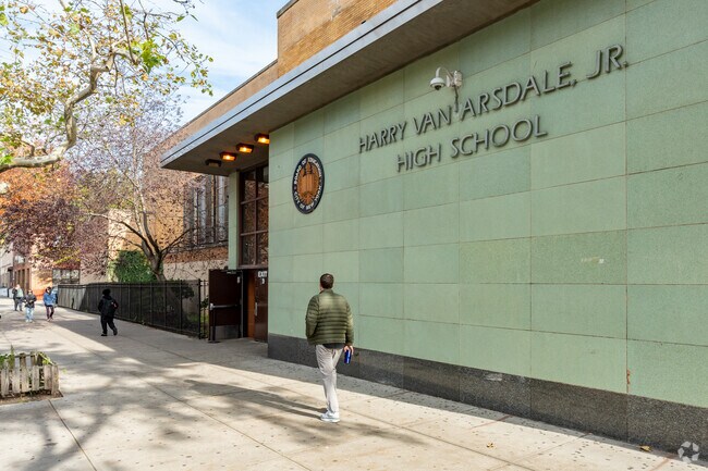 Williamsburg Preparatory School has dozens of excellent and effective teachers and staff.