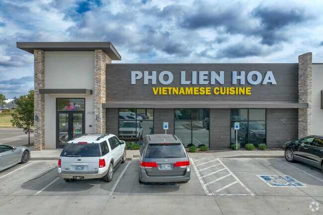 Residents of Chisholm Creek enjoy Pho Lien Hoa for lunch and dinner.