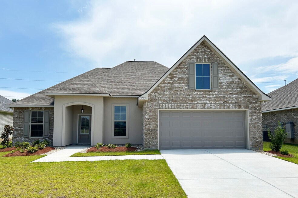 2032 Armwood Ave, Zachary, LA 70791 - photo 1