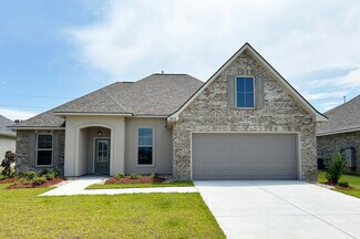 2032 Armwood Ave, Zachary, LA 70791