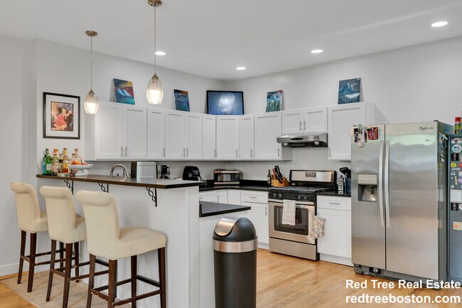 173 Walnut St, Somerville, MA 02145 - photo 5
