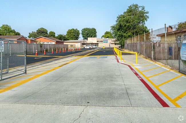 The front entrance to Washington Elementary School in Bellflower.