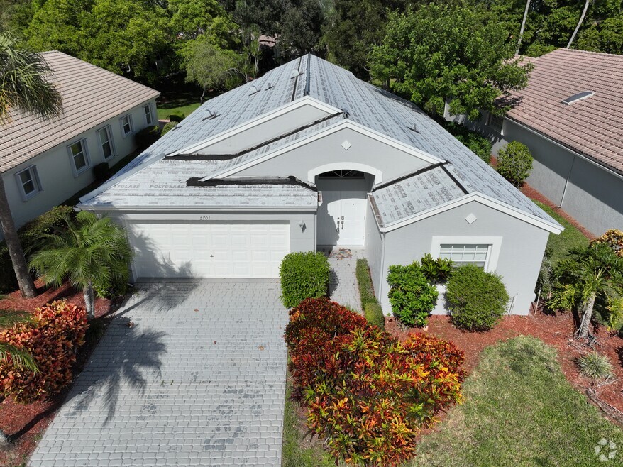 5701 Swaying Palm Ln, Boynton Beach, FL 33437 - photo 2