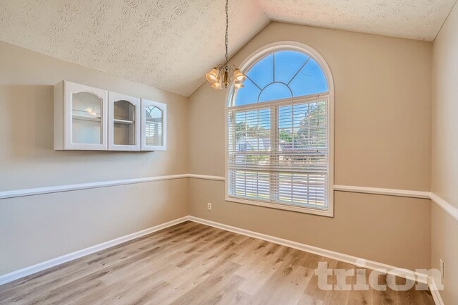 2930 Arden Ridge Dr, Suwanee, GA 30024 - photo 4