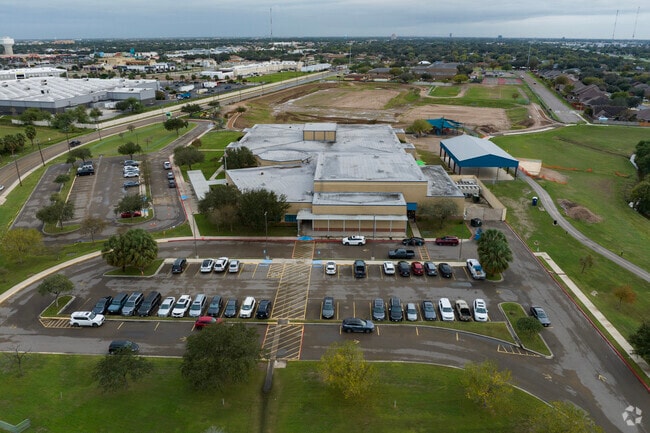 Dr Pablo Perez Elementary School