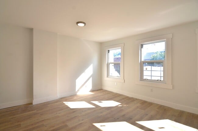 1607 Race St unit 3, Cincinnati, OH 45202 - photo 5