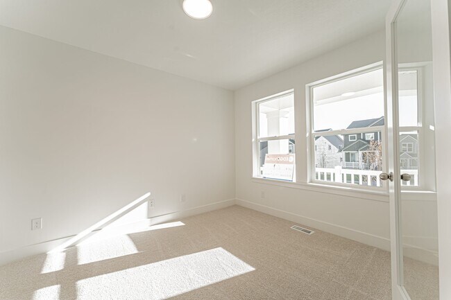 1506 W Boseman Way, Saratoga Springs, UT 84045 - photo 5