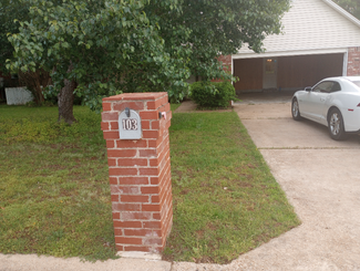 103 Live Oak Dr, Searcy, AR 72143