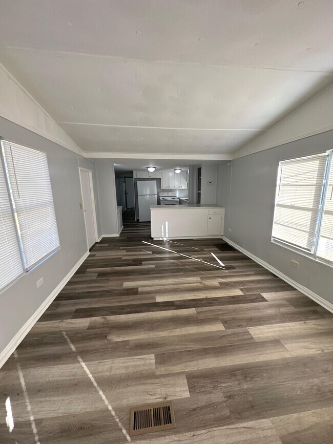 7663 Bentwillow Dr, Jacksonville, FL 32244 - photo 6