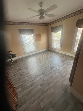 32 S State St, Concord, NH 03301