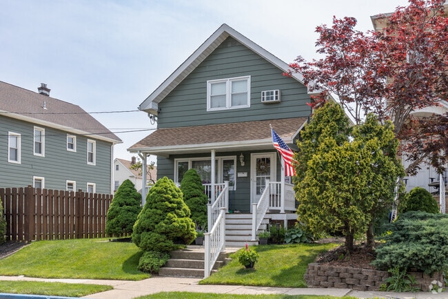 Linden features timeless colonial-influenced homes in its peaceful neighborhoods.