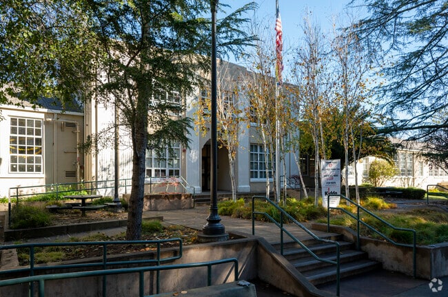 Old Mill Elementary School is very welcoming to new students in Mill Valley.