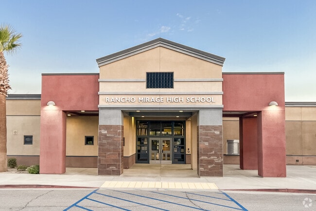 Rancho Mirage High belongs to the Palm Springs Unified School District.