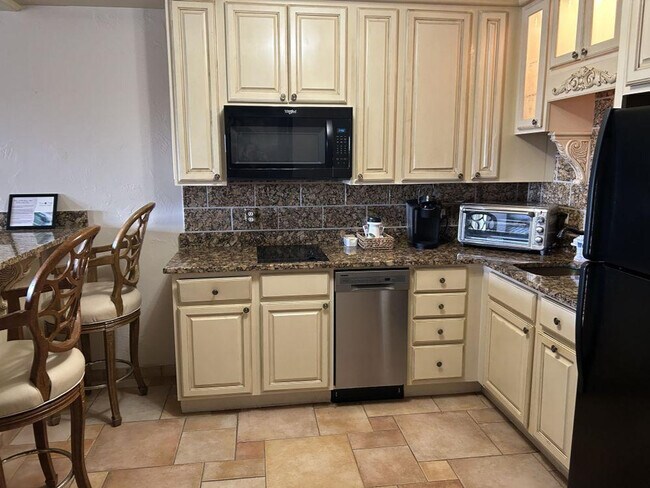 935 Beachview Dr unit ID1267835P, Saint Simons Island, GA 31522 - photo 4