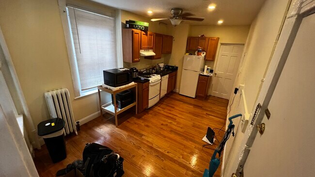 72 Joy St unit 12, Boston, MA 02114 - photo 4