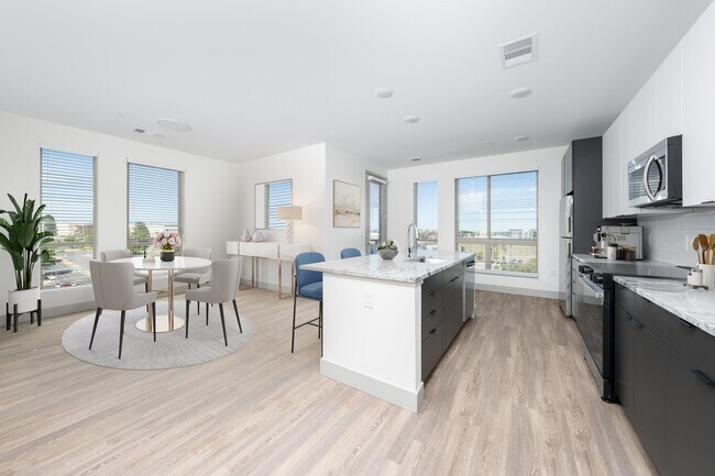 Legacy Metro 525, Aurora, CO 80014 - photo 3