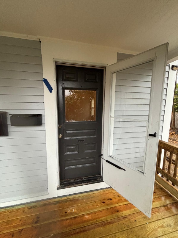 697 Willett Ave Unit 1, East Providence, RI 02915