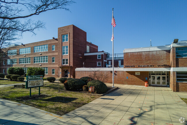 Thomas Elementary School