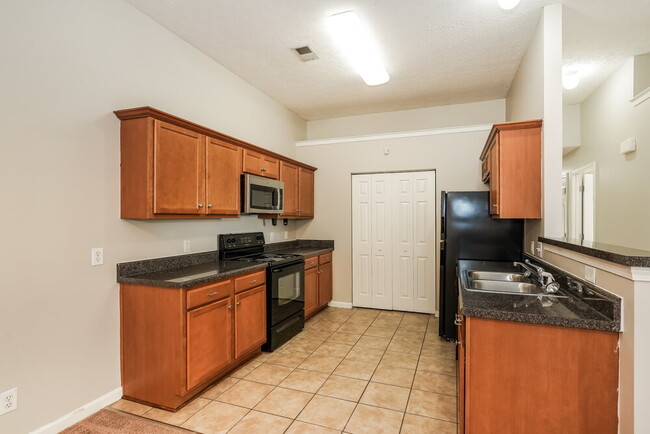 574 Rose Cottage Cir, Gallatin, TN 37066 - photo 5