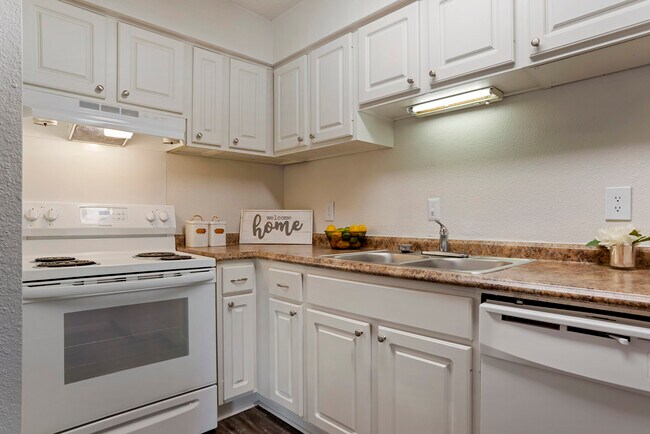 Pear Orchard Apartments, Ridgeland, MS 39157 - photo 6