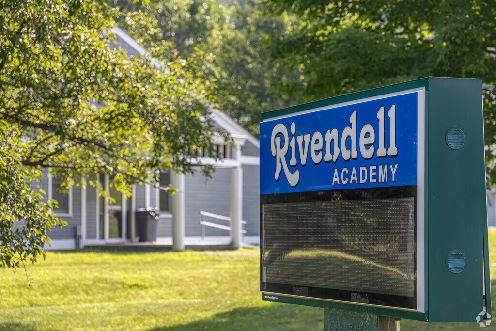 Students of Fairlee attend Rivendell Academy in Orford, NH.