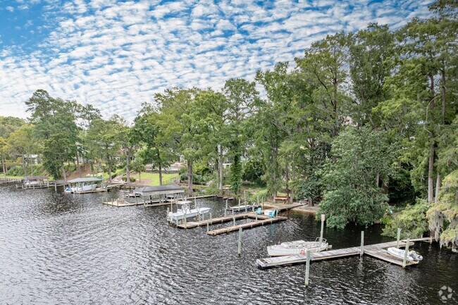 Homes in Brice’s Creek frequently include boat docks.
