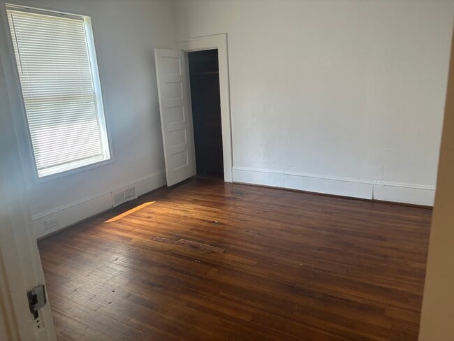 1917 NE 25th St, Winston-Salem, NC 27105 - photo 7