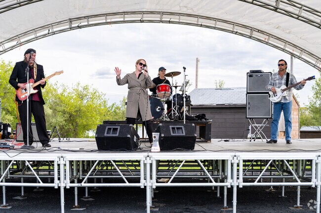 Get your taste buds dancing at Mulligan’s Island Food Truck Extravaganza in Cranston.