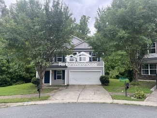 4328 Houldsworth Dr, Charlotte, NC 28213