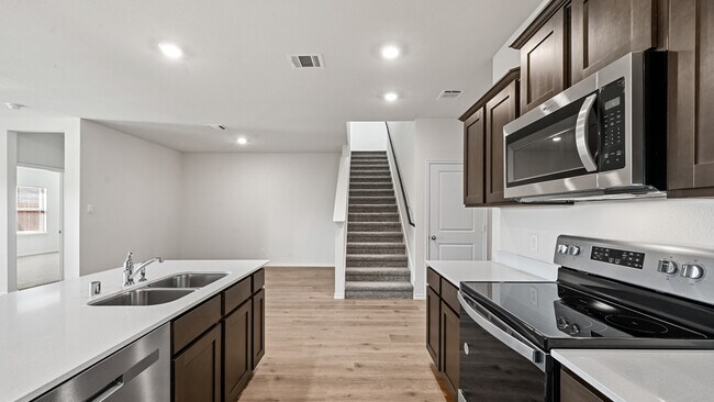 4009 Bronco Dr unit 36198961, Princeton, TX 75407 - photo 4