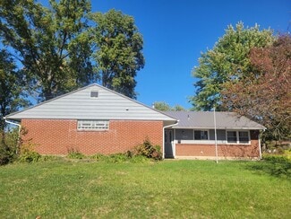 1612 Lucks Rd, Reynoldsburg, OH 43068