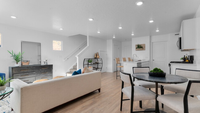 4267 N 325 E unit 1412, Lehi, UT 84048 - photo 2