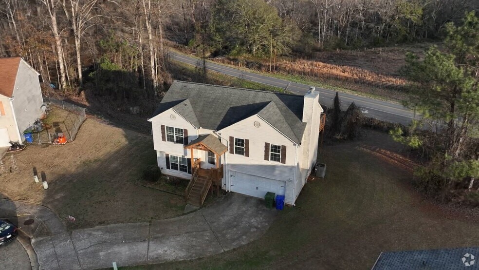 908 Fawnfield Dr, Monroe, GA 30656 - photo 2