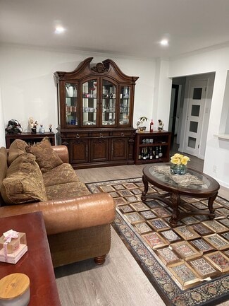 10919 Ayres Ave Unit 10919 Ayres Ave, Los Angeles, CA 90064