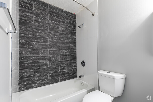 1BR, 1BA - Bathroom