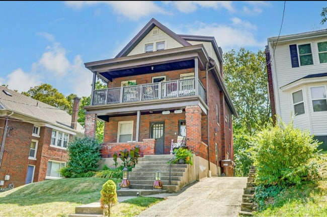 5331 Wakefield Place, Cincinnati, OH 45212 - photo 2