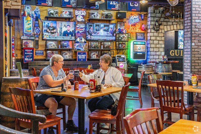 Molly Malone's in Heritage Lake is a great spot to catch your fave sports team and lift a pint.