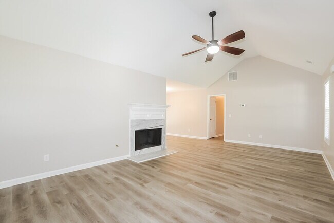 2994 Raintree Dr SE, Conyers, GA 30094 - photo 4