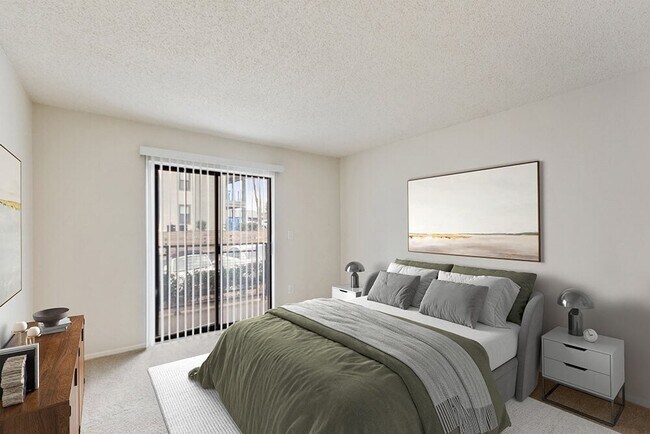 Grandstand, Marietta, GA 30067 - photo 4