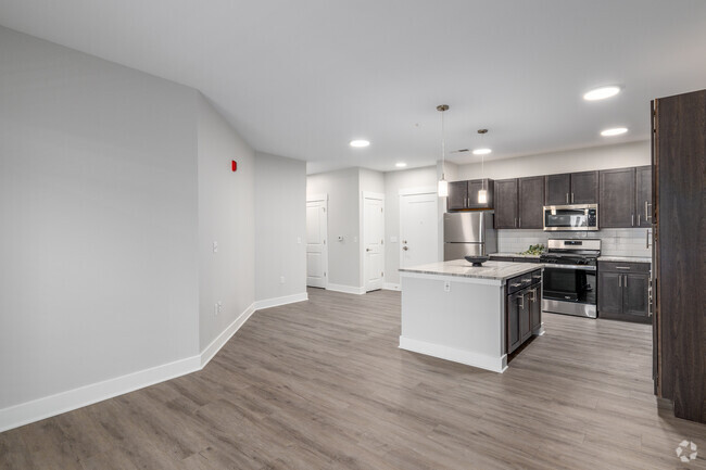 Cypress - 1BR, 1BA - 882SF - Living Room