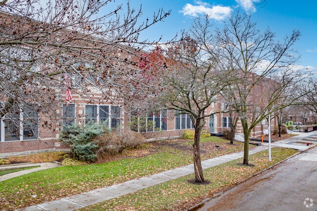 James B Farnsworth Elementary is part of Chicago Public Schools.