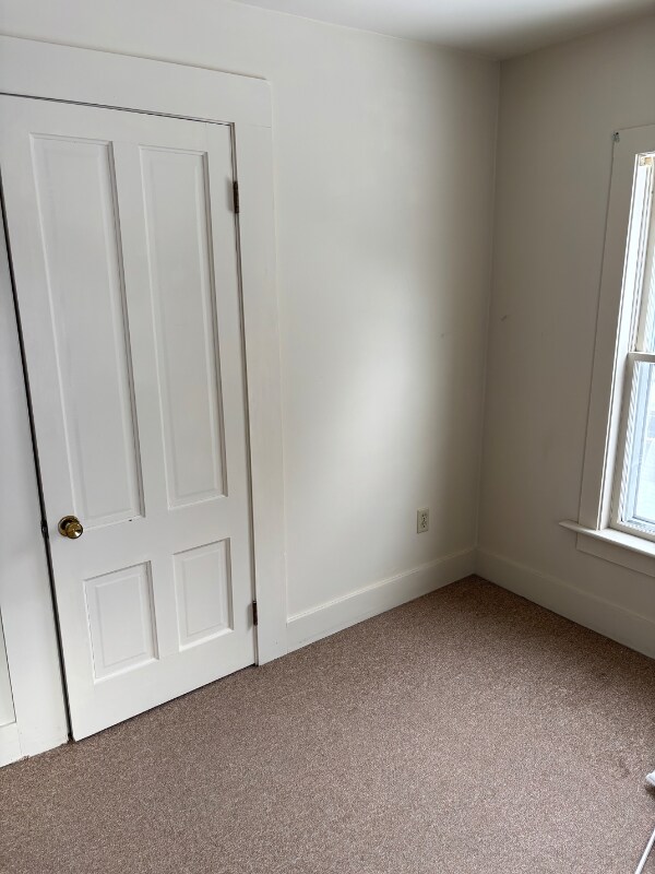 177 N Main St unit 2, South Deerfield, MA 01373 - photo 2