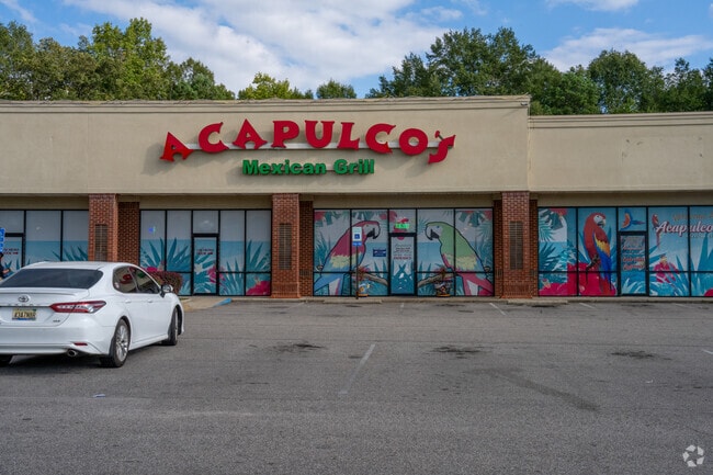 Acapulco's offers Harmon Estates residents authentic Mexican cuisine.