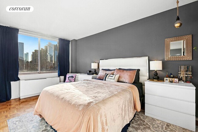 The Residences at Worldwide Plaza, New York, NY 10019 - photo 2