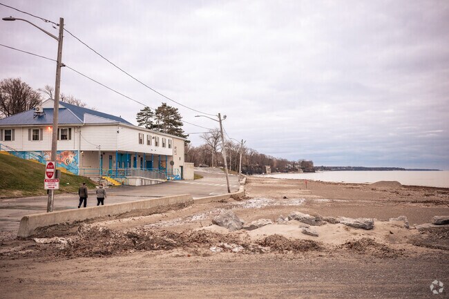 The Lake Erie waterfront is a popular place for water activities.