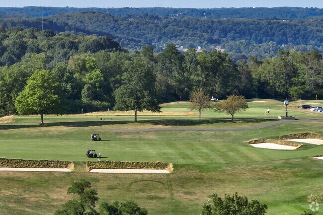 Schedule your next tee time at Chartiers Country Club, a Robinson Township gem known for its lush greens and welcoming atmosphere.